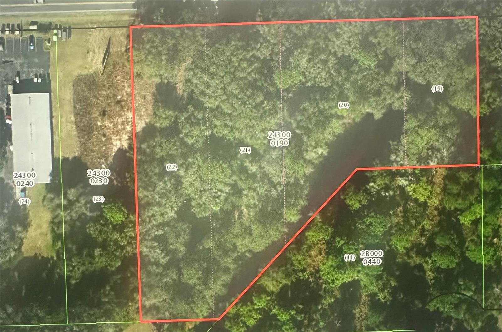 This is a Great property over 3 acres with highway frontage and your own pond and canal that leads to Rush Lake. Boating , Fishing and more. Great chance if you want to build a campground with water access or anything you can think of . do not miss the change to own and make your dreams come true. not far from the world famous Rainbow River just outside of Dunnellon Florida and 20 min to Crystal River and the World famous Gulf Of America.