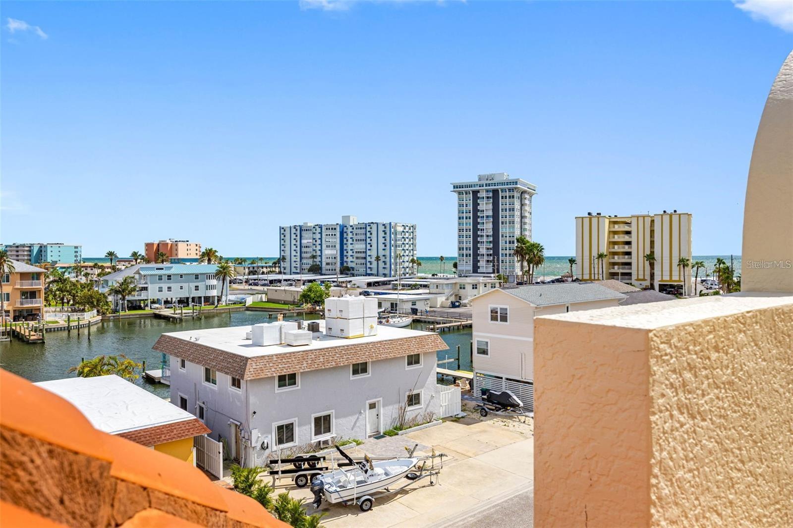 GAY SHORES - Residential