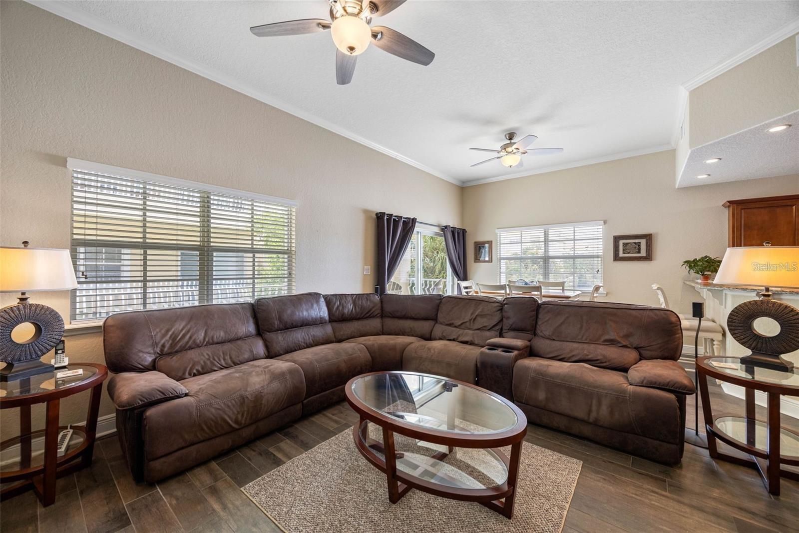 GAY SHORES - Residential