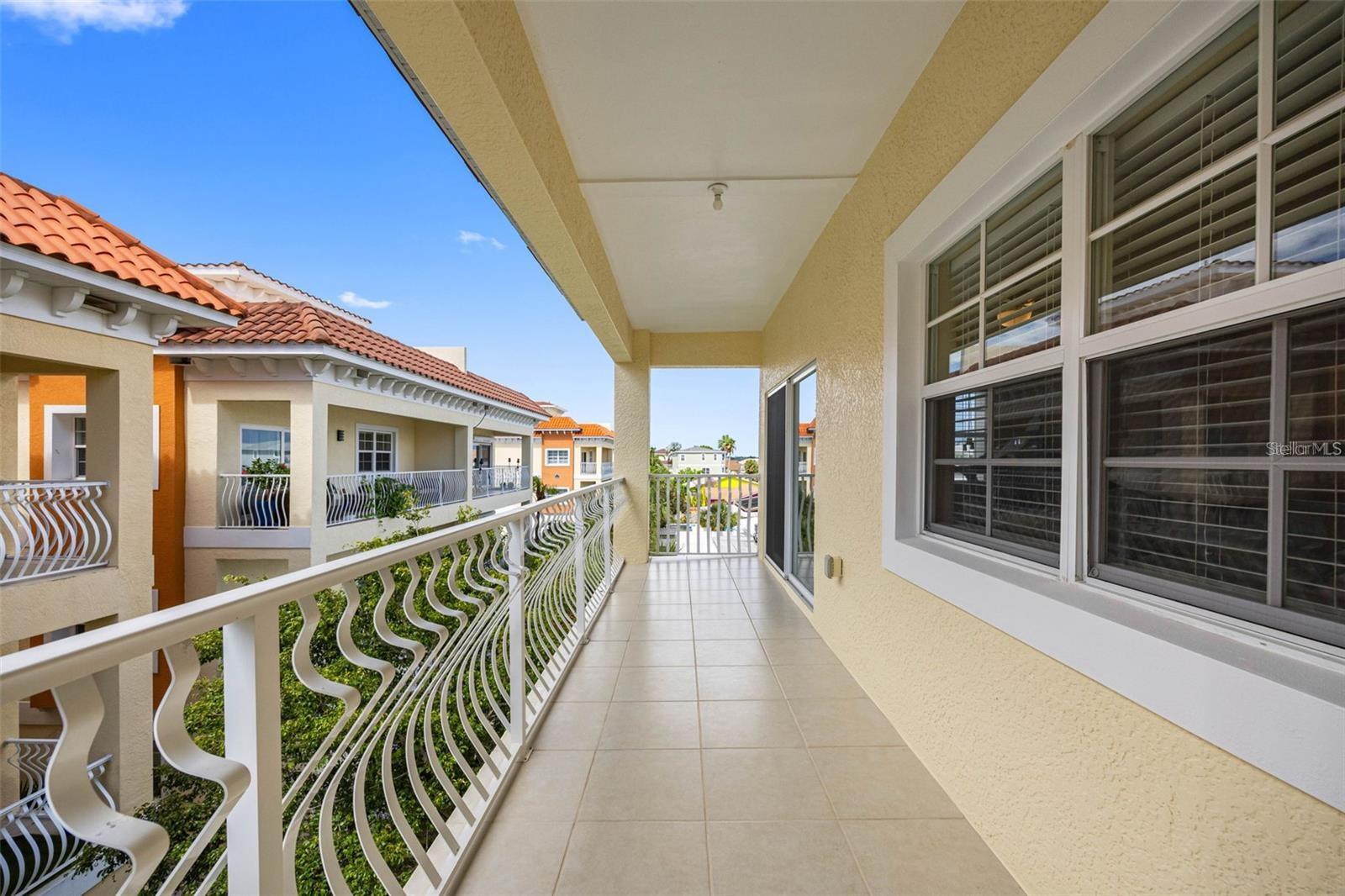 GAY SHORES - Residential