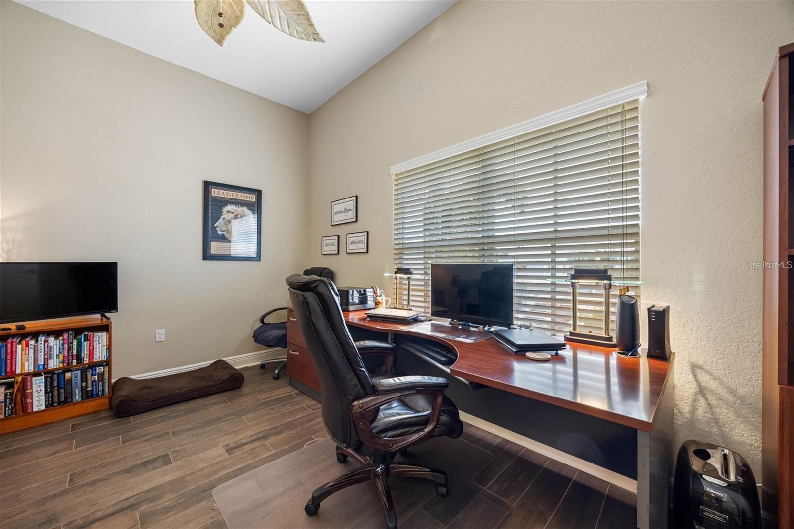 GAY SHORES - Residential