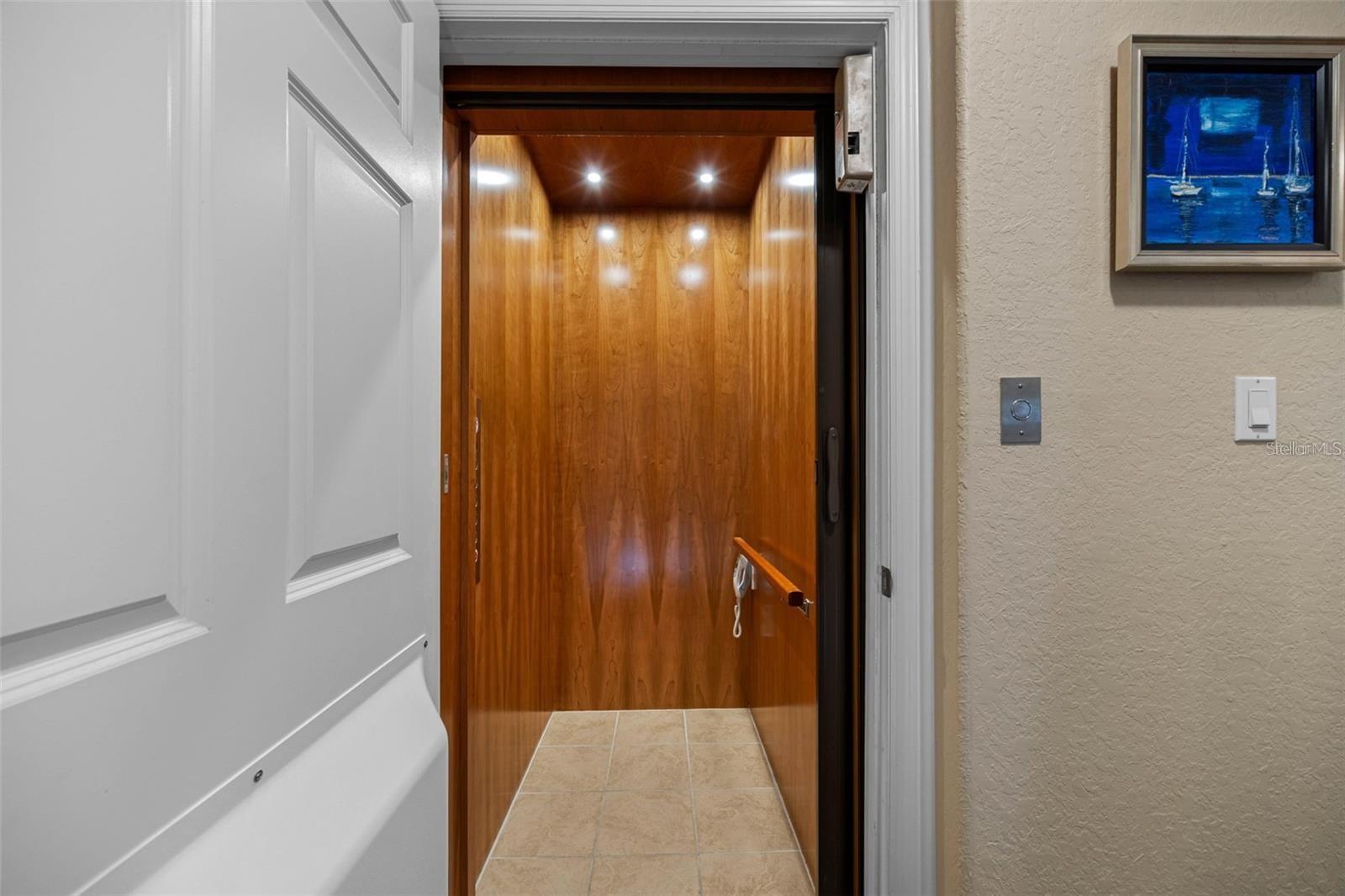 GAY SHORES - Residential