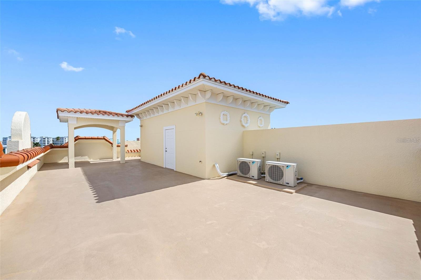 GAY SHORES - Residential