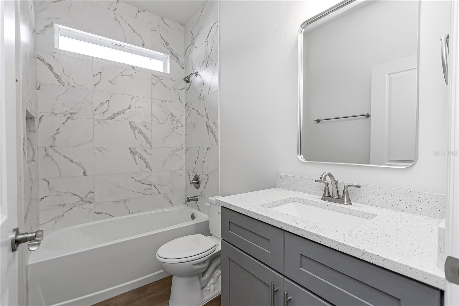 CITRUS SPGS UNIT 03 - Residential