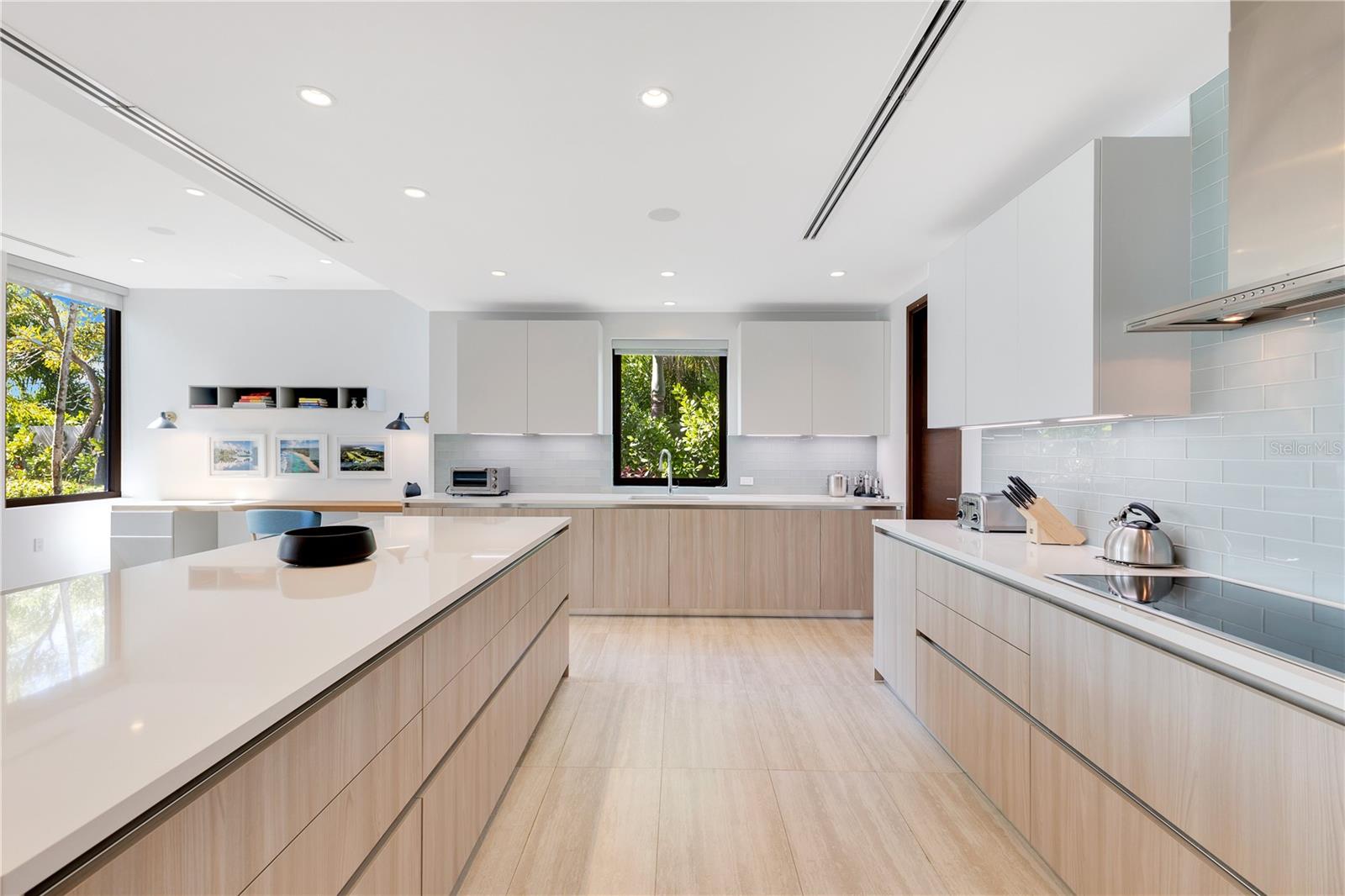 THE ENCLAVE - Residential