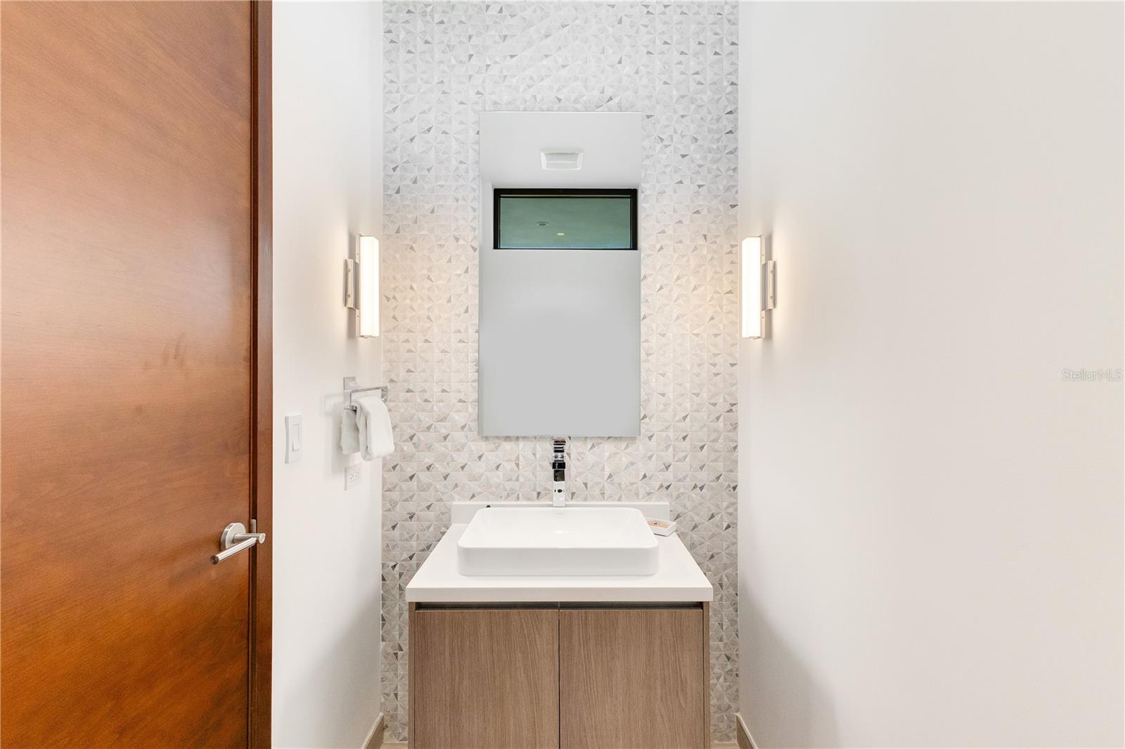 THE ENCLAVE - Residential