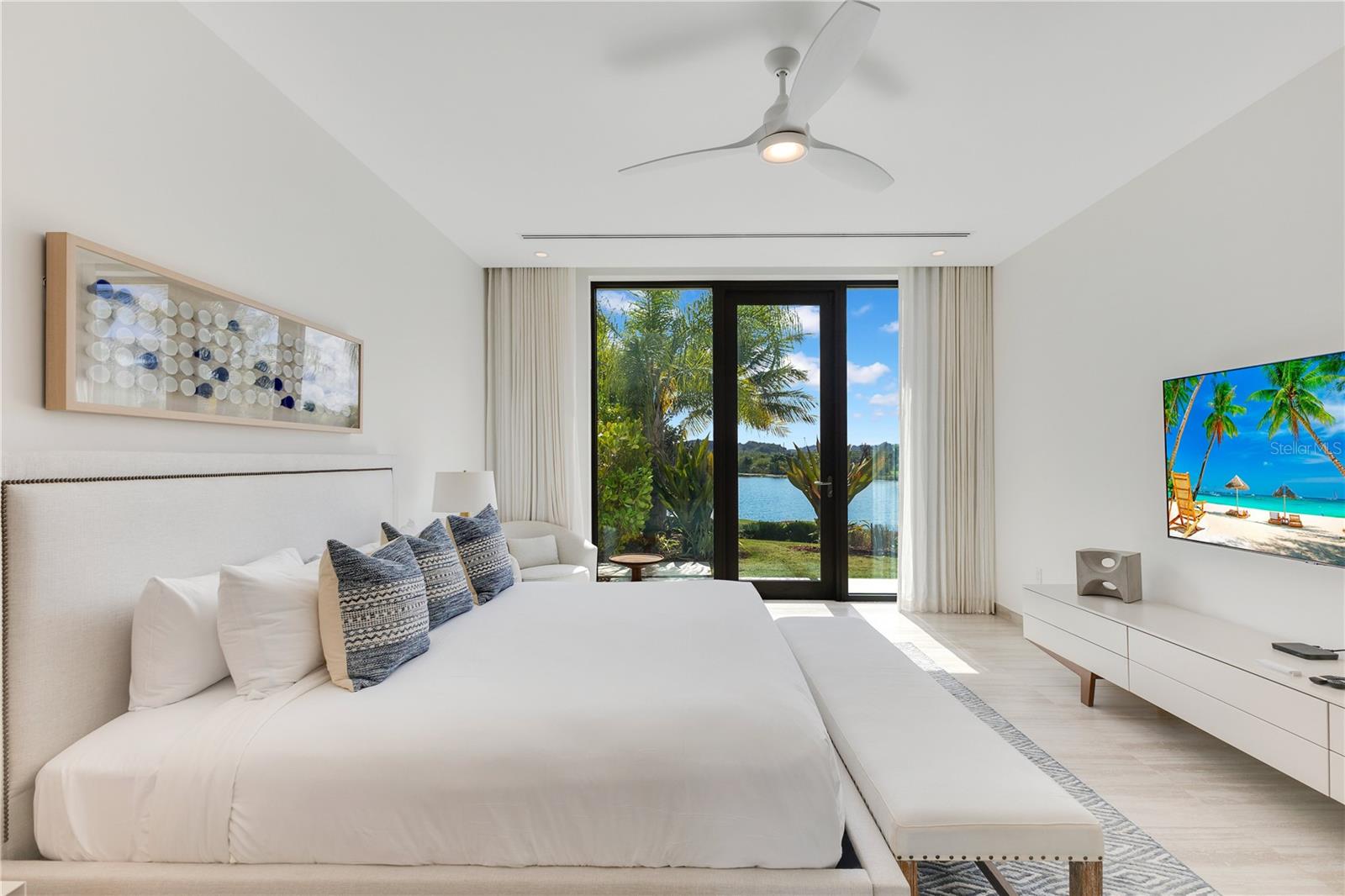 THE ENCLAVE - Residential