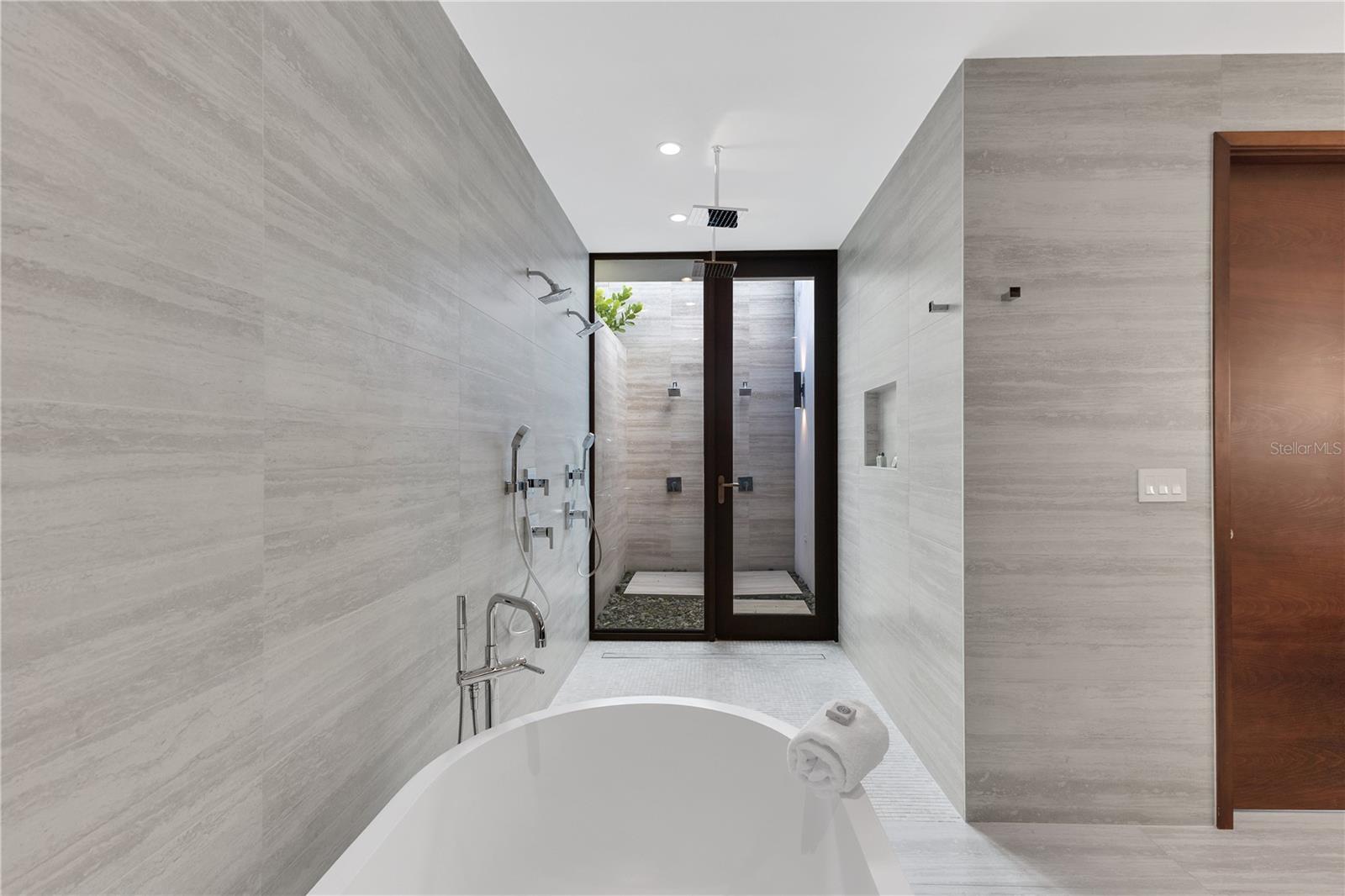 THE ENCLAVE - Residential