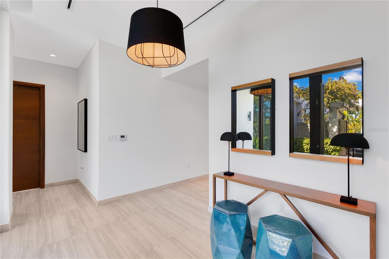 THE ENCLAVE - Residential