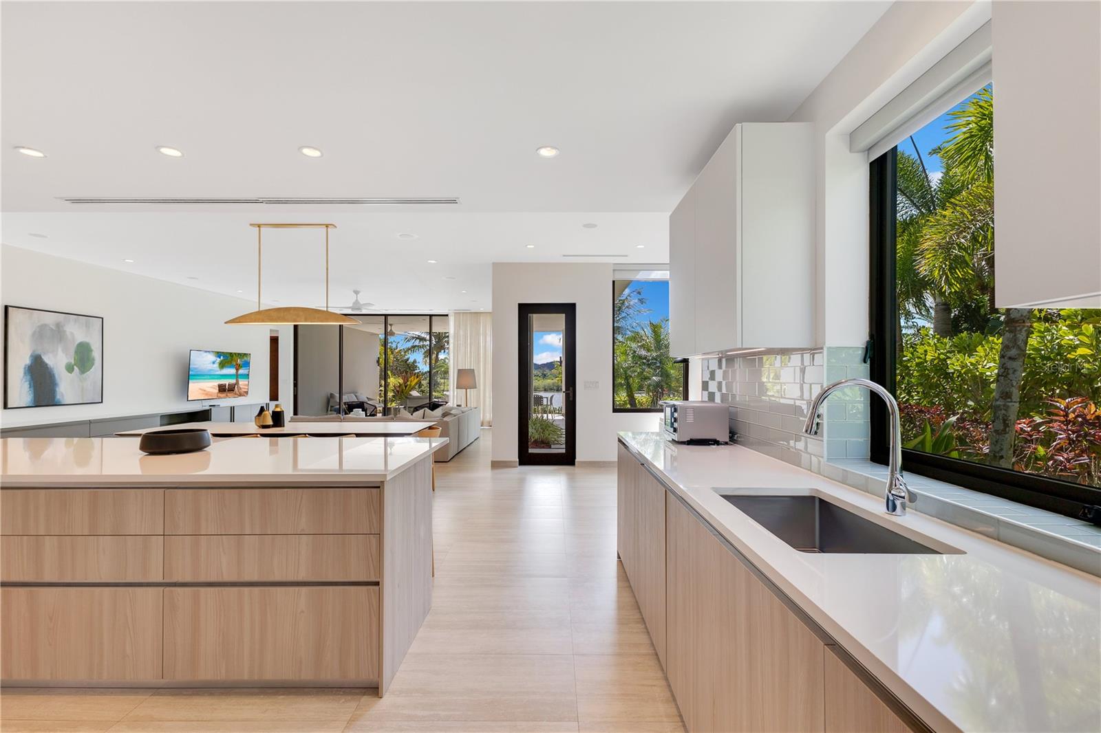 THE ENCLAVE - Residential
