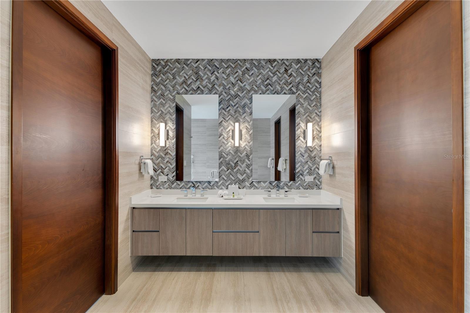 THE ENCLAVE - Residential