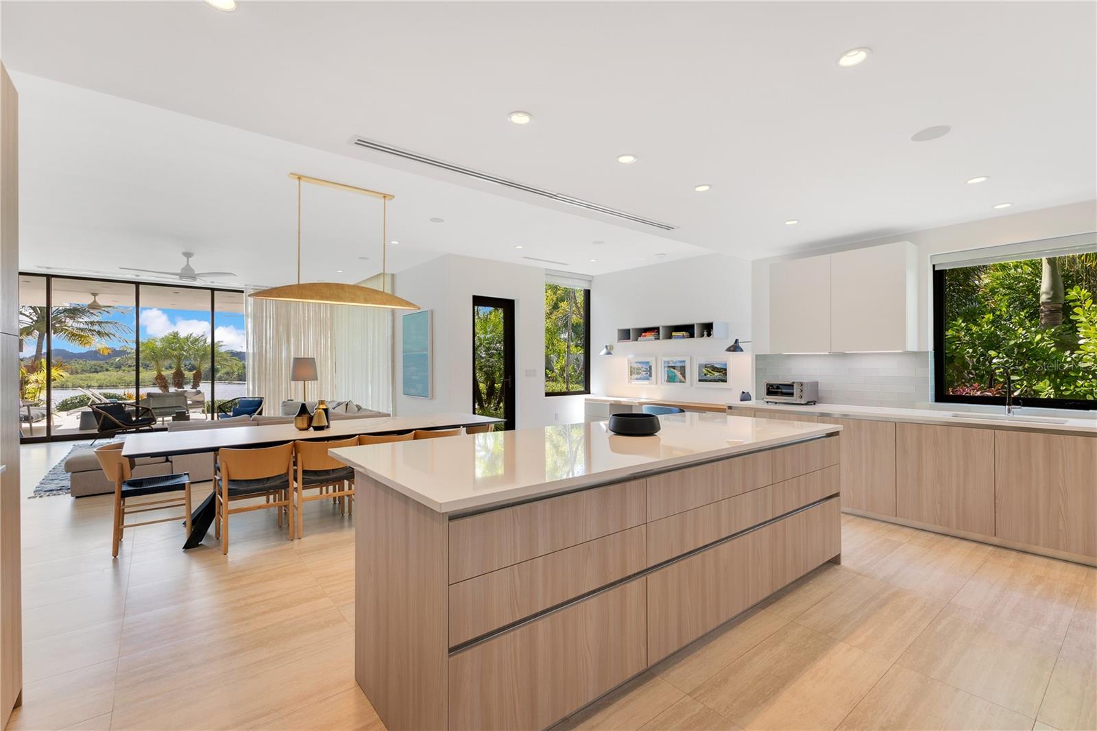 THE ENCLAVE - Residential