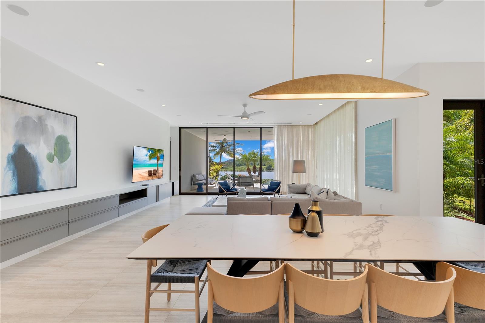 THE ENCLAVE - Residential