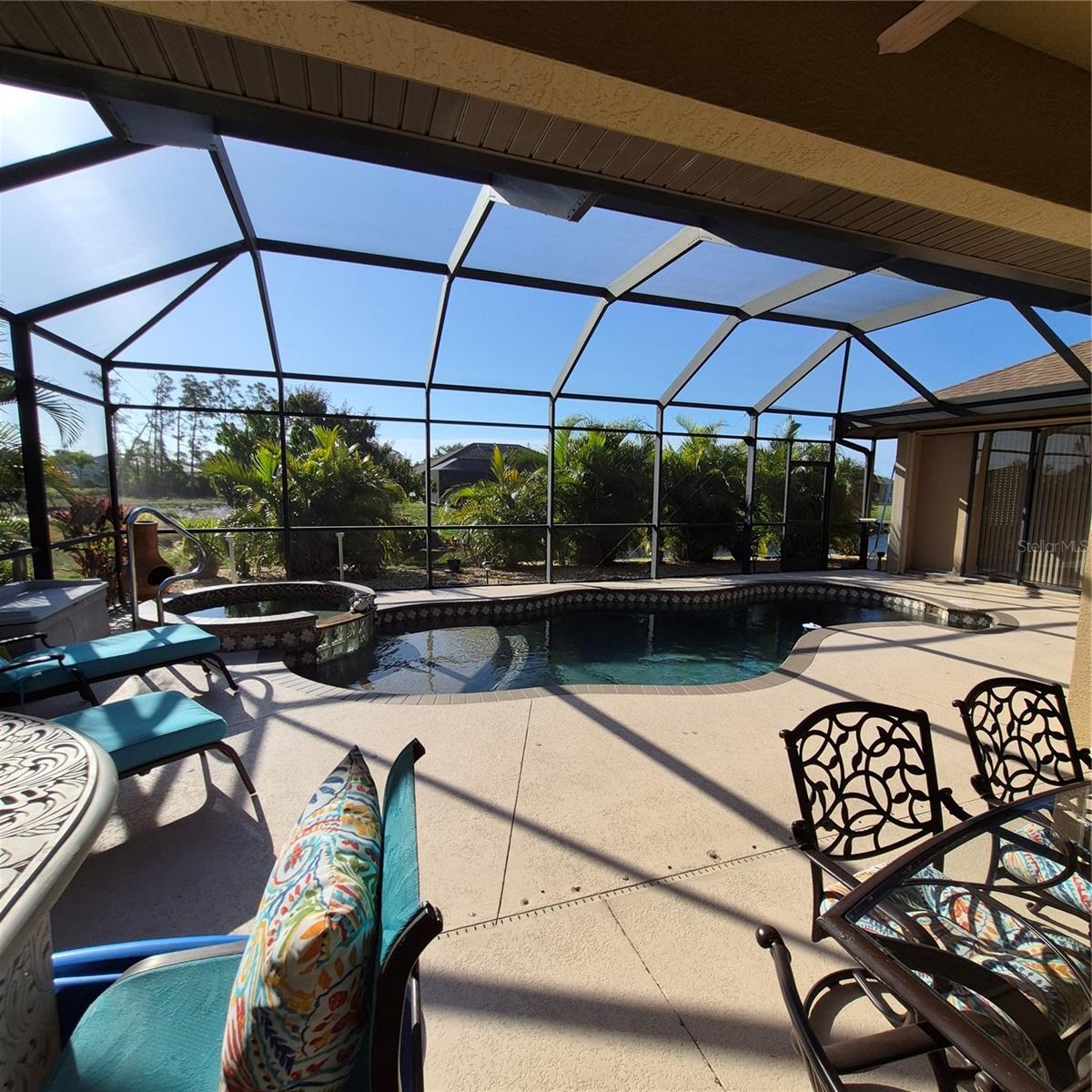 ROTONDA WHITE MARSH - Residential