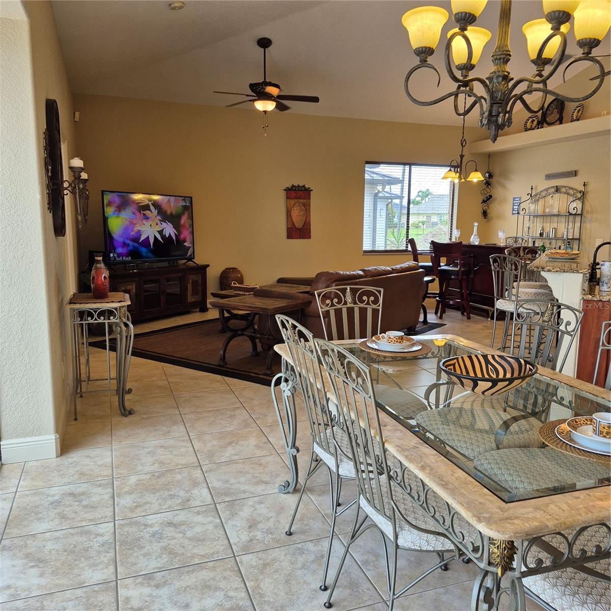 ROTONDA WHITE MARSH - Residential