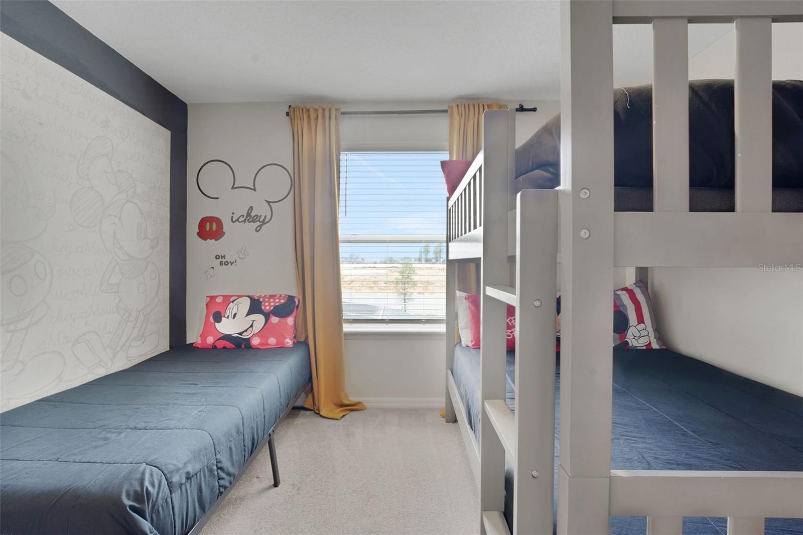 WINDSOR ISLAND RESIDENCE PH 3 - Residential