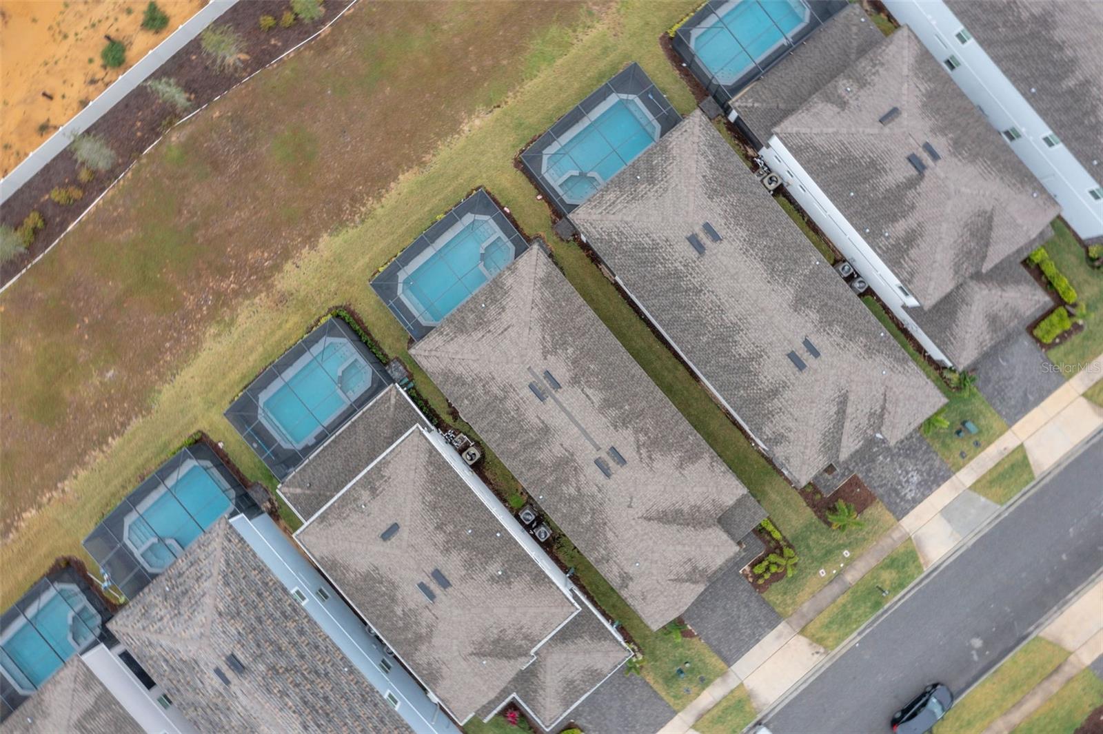 WINDSOR ISLAND RESIDENCE PH 3 - Residential