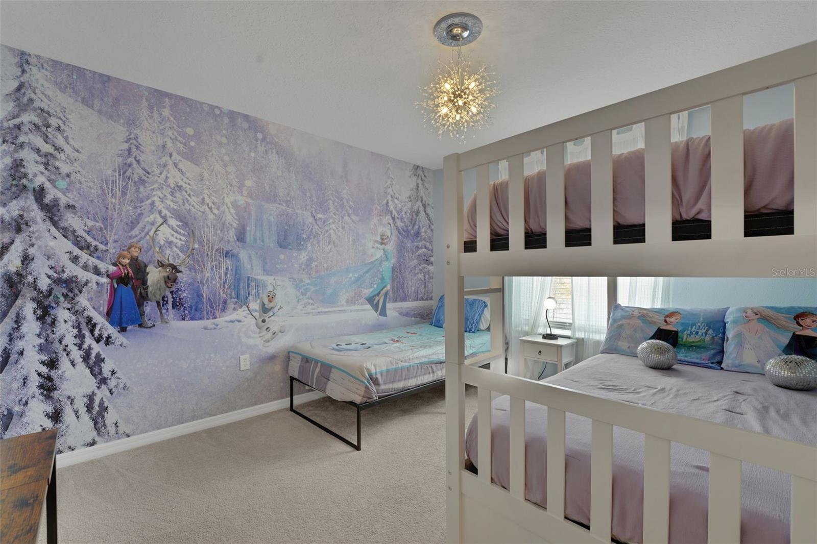 WINDSOR ISLAND RESIDENCE PH 3 - Residential