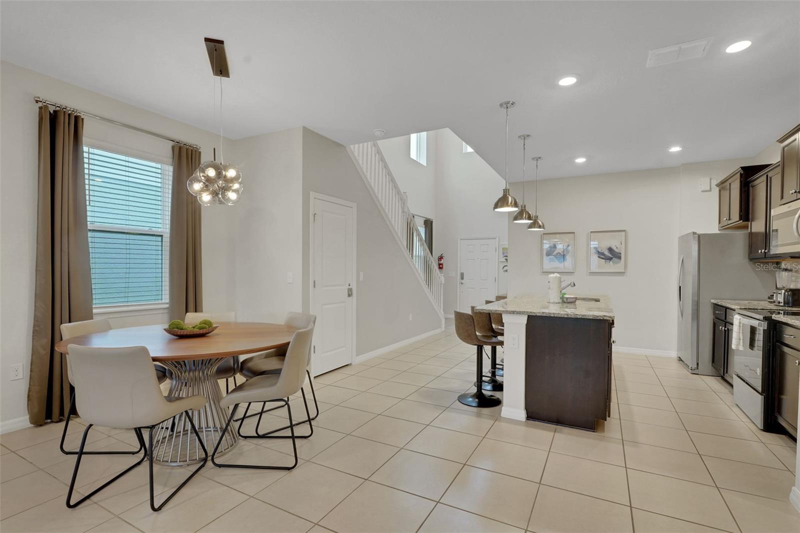 WINDSOR ISLAND RESIDENCE PH 3 - Residential