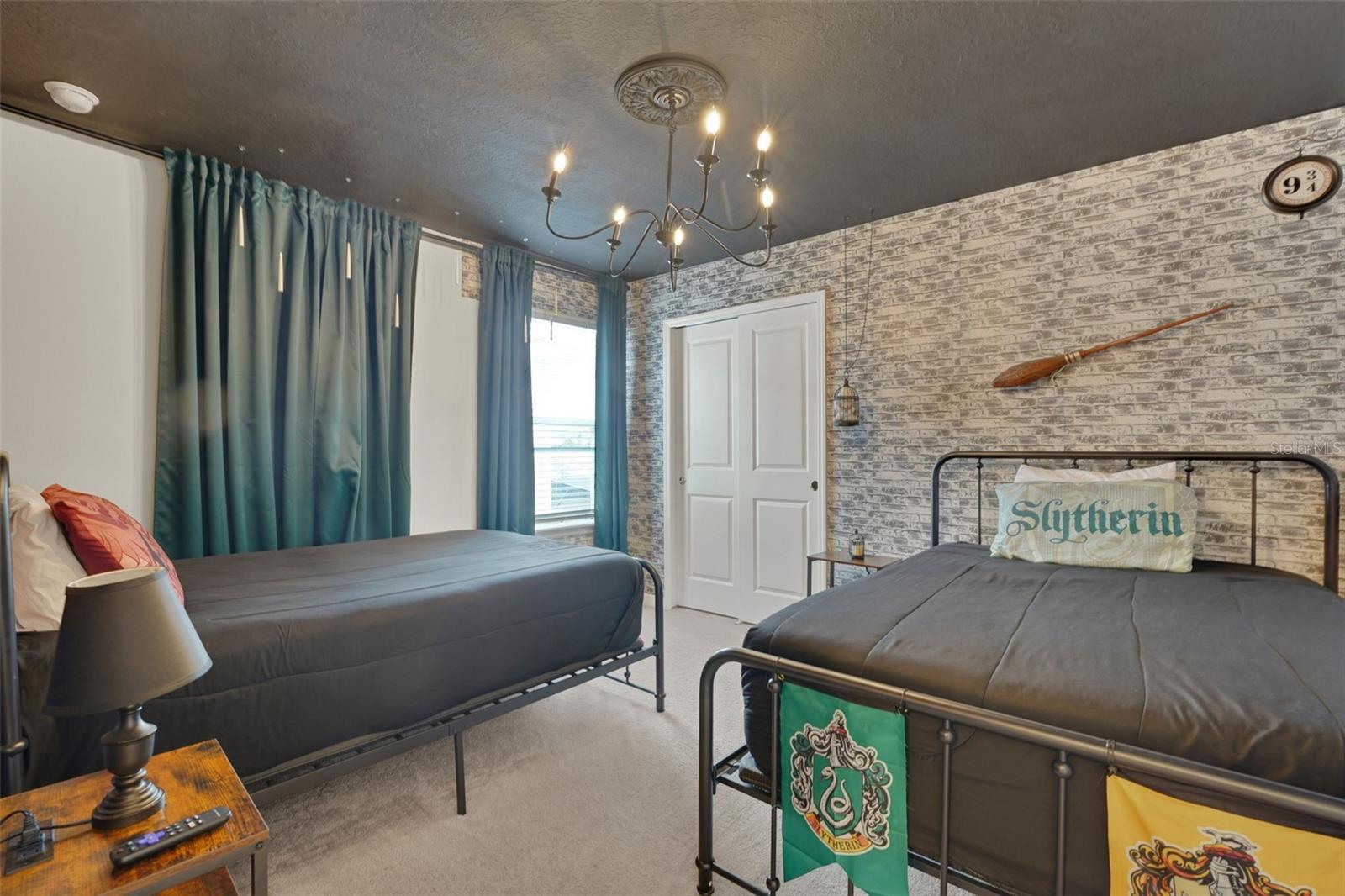 WINDSOR ISLAND RESIDENCE PH 3 - Residential