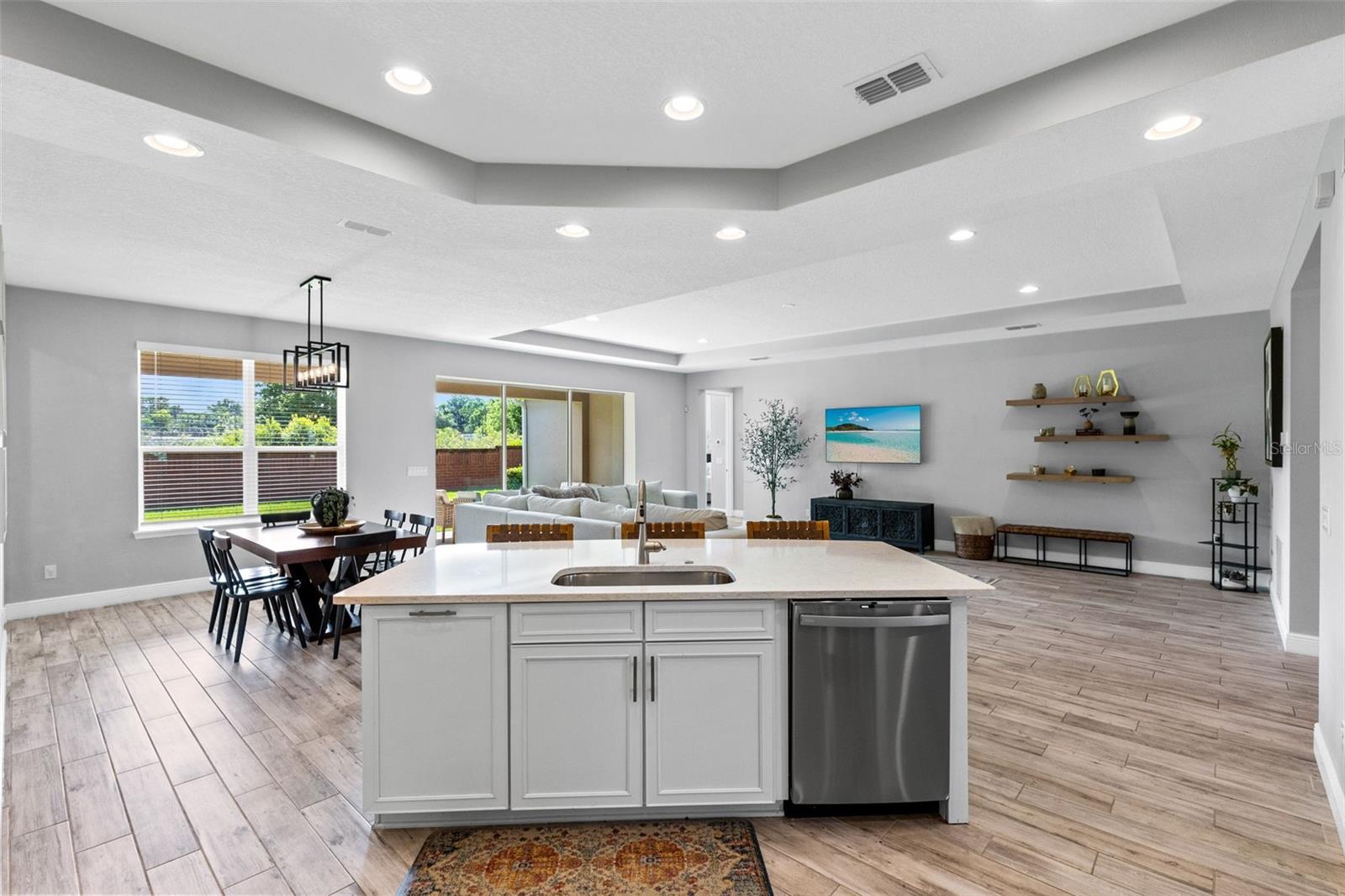 SOUTHERN OAKS PH THREE - Residential