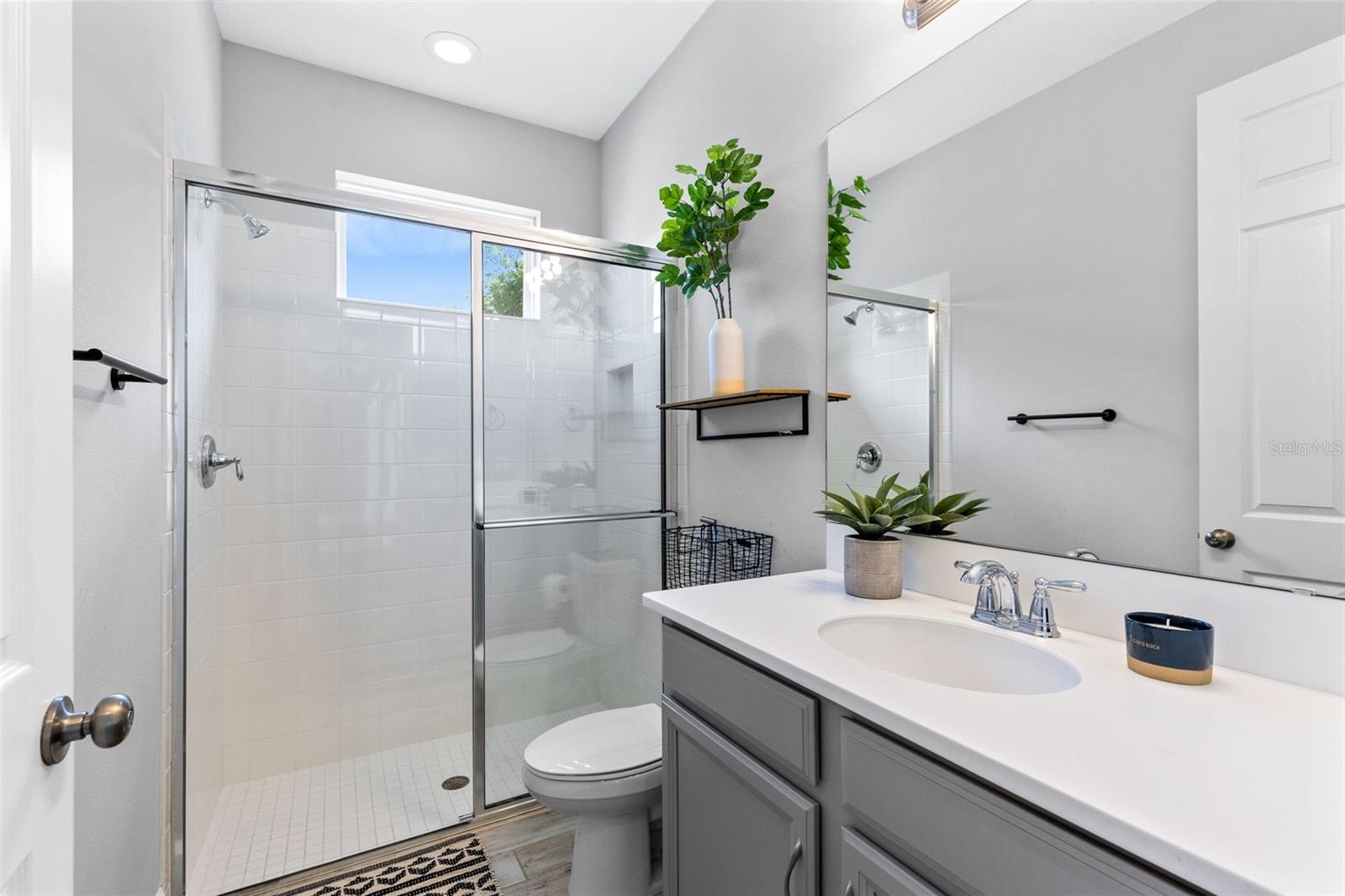 SOUTHERN OAKS PH THREE - Residential