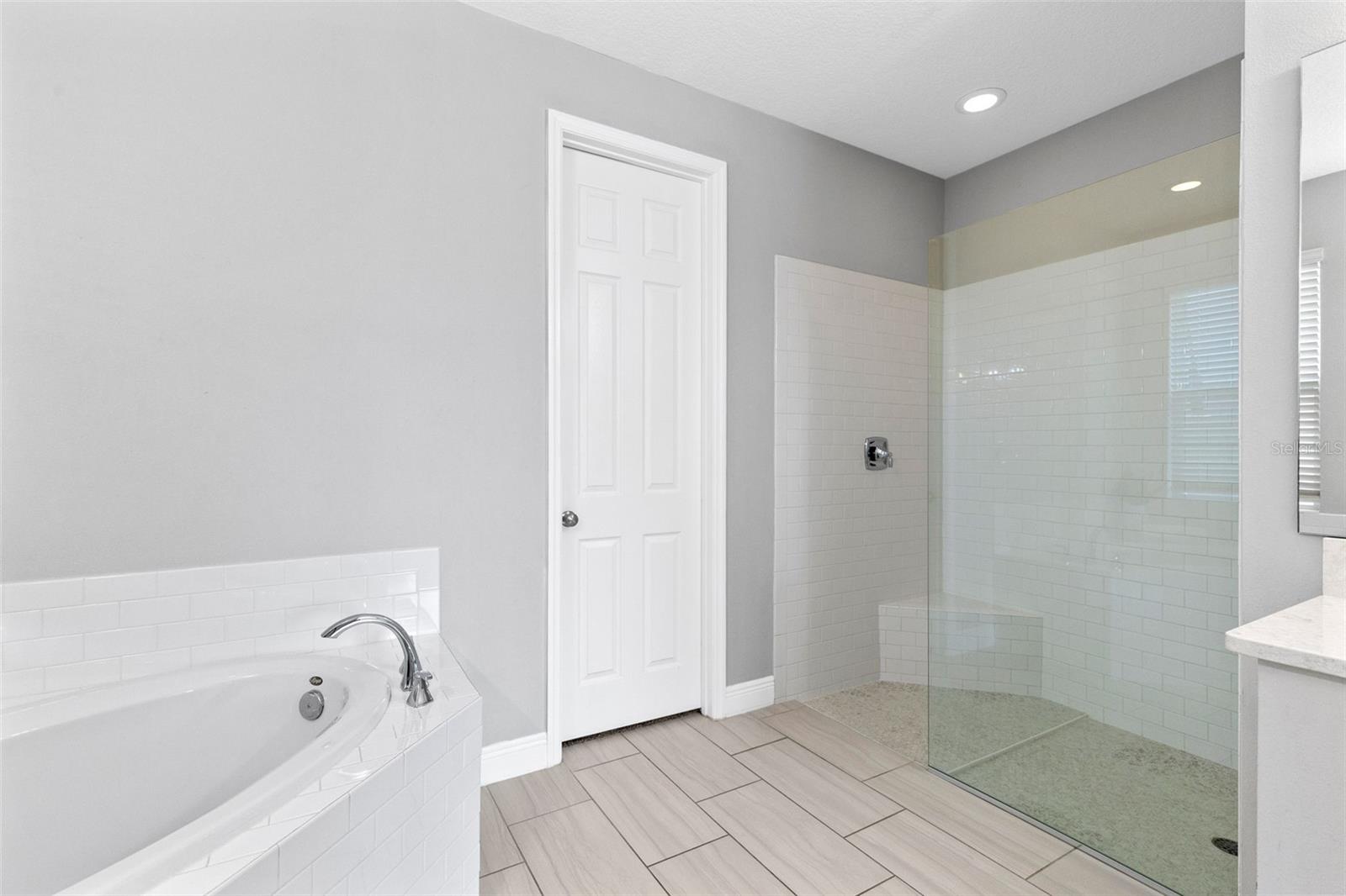 SOUTHERN OAKS PH THREE - Residential