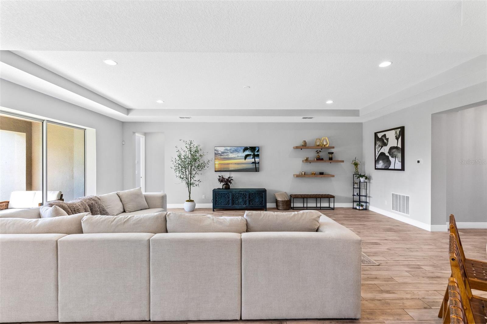 SOUTHERN OAKS PH THREE - Residential