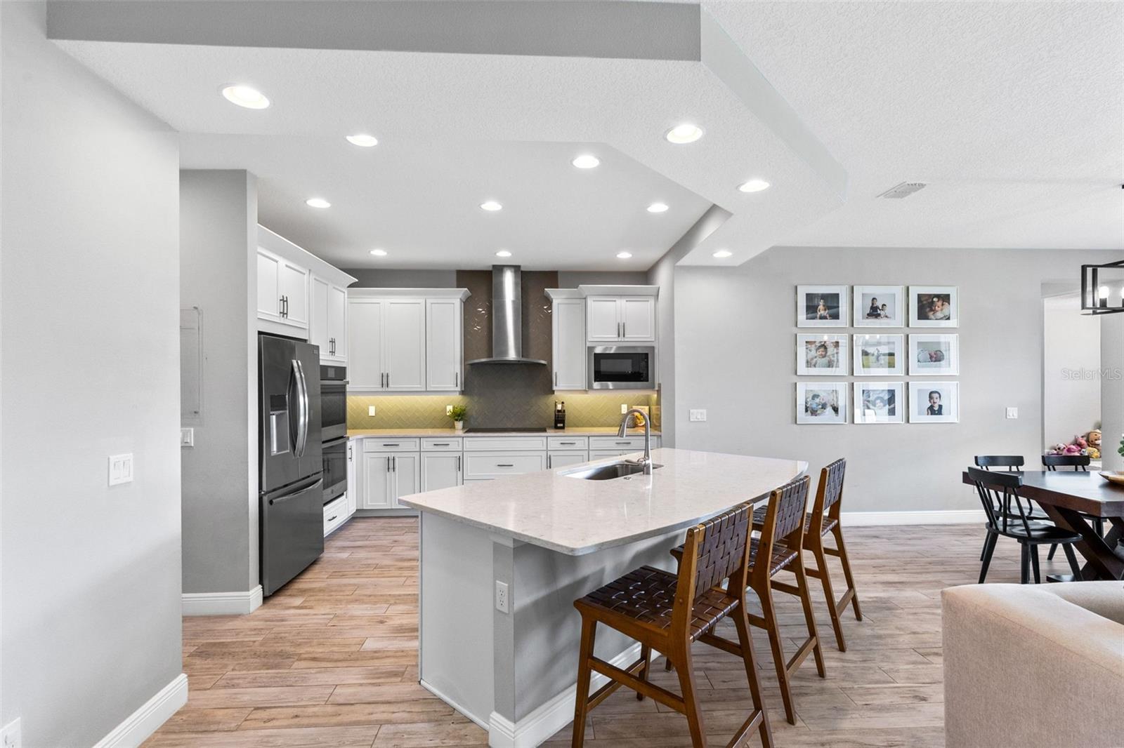 SOUTHERN OAKS PH THREE - Residential