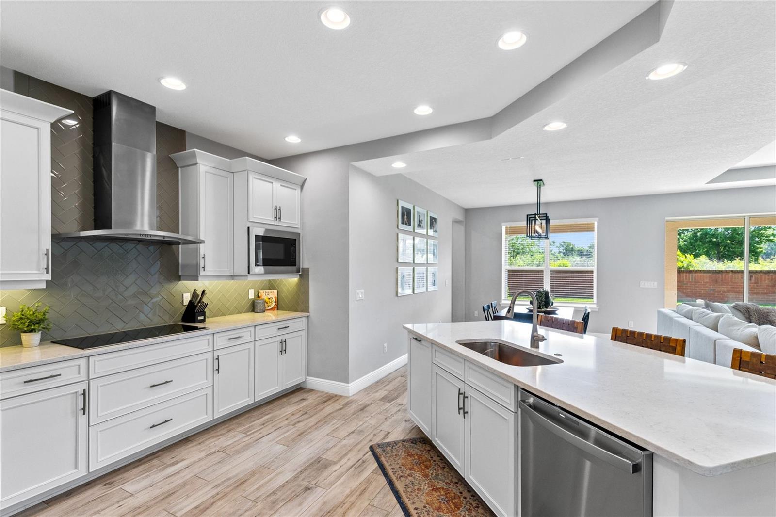 SOUTHERN OAKS PH THREE - Residential