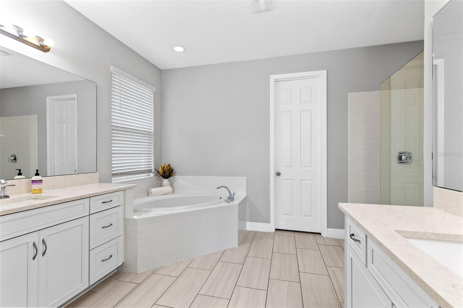 SOUTHERN OAKS PH THREE - Residential