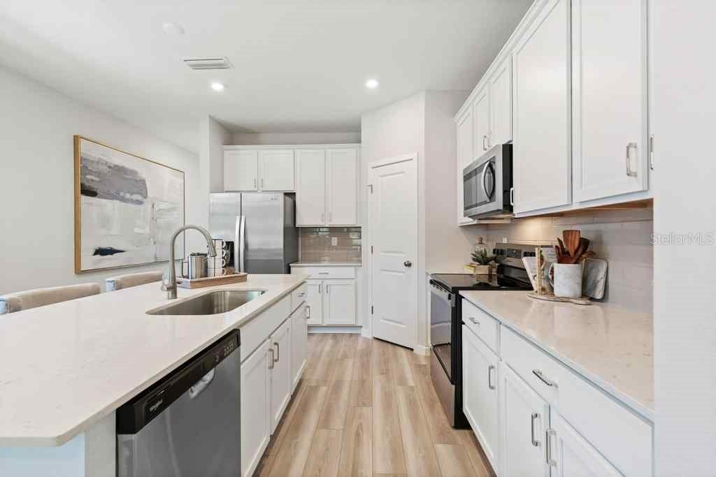 SEMINOLE PALMS PH 1 - Residential