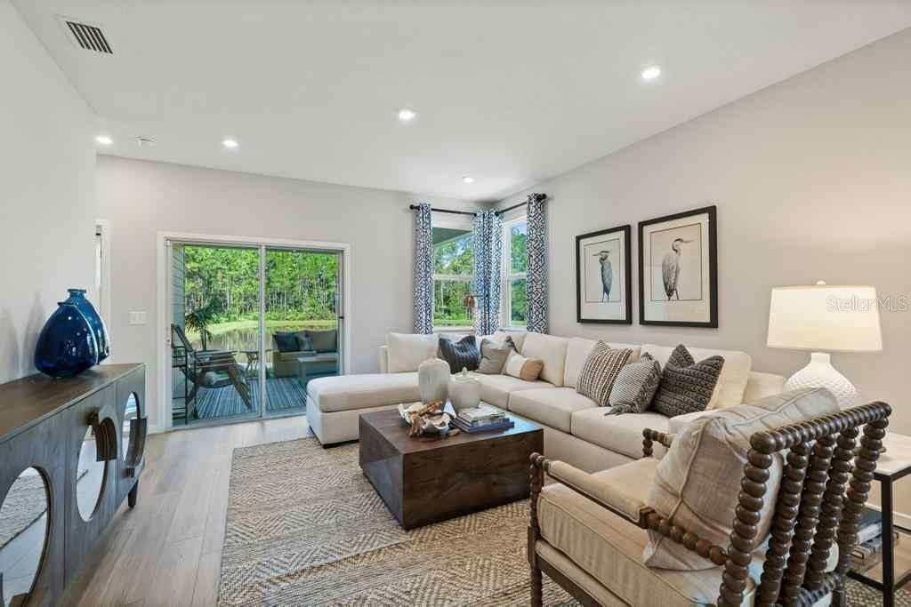 SEMINOLE PALMS PH 1 - Residential