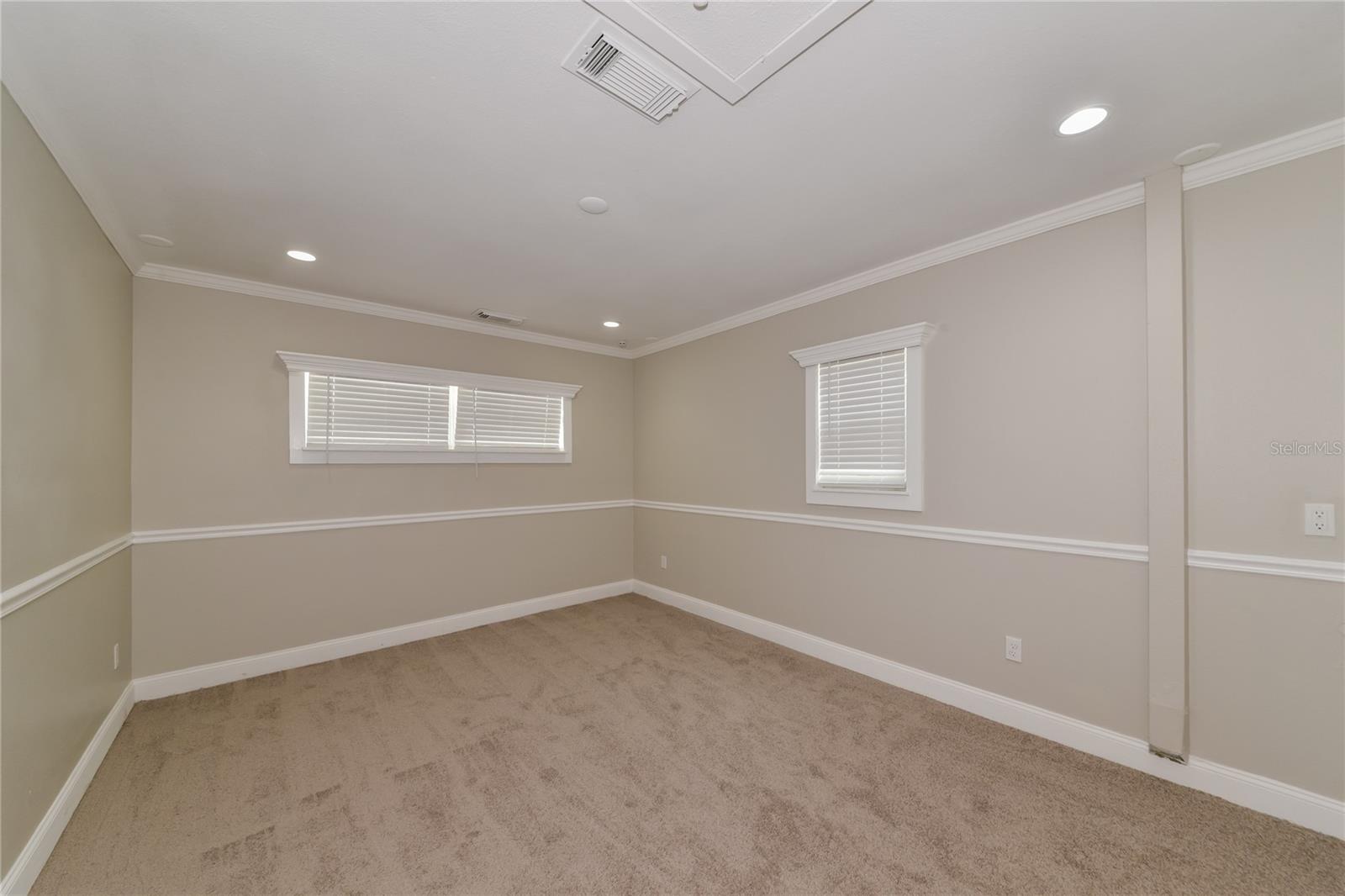 JACKSON HIGHLANDS - Residential Lease