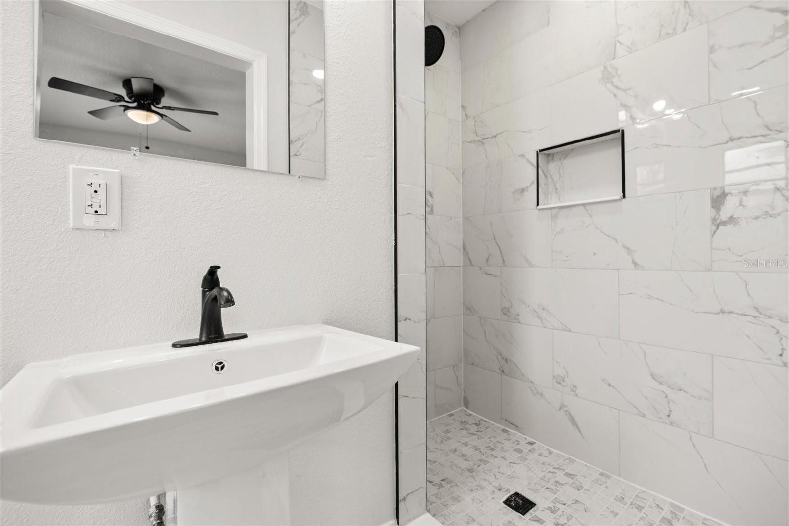 WEATHERSFIELD 1ST ADD - Residential