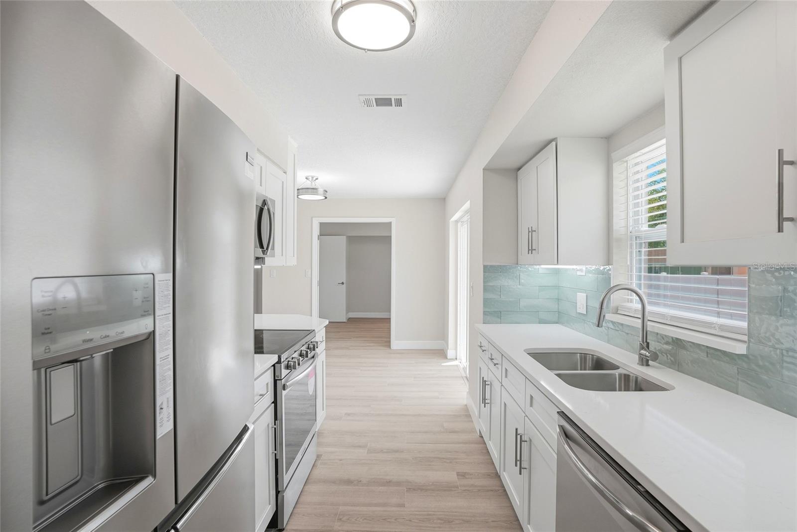 TAYLOR LAKE SUB - Residential