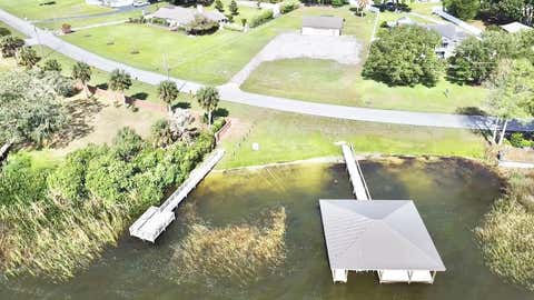 Tiny photo for 3155 Lakeshore Drive, Mount Dora, FL 32757 (MLS # G5111262)