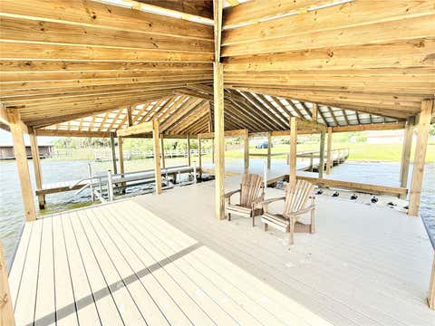 Tiny photo for 3155 Lakeshore Drive, Mount Dora, FL 32757 (MLS # G5111262)