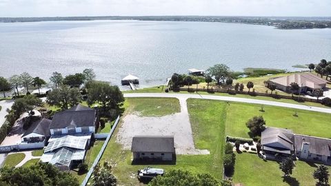 Tiny photo for 3155 Lakeshore Drive, Mount Dora, FL 32757 (MLS # G5111262)