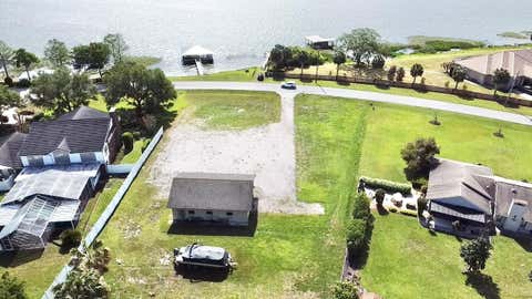 Tiny photo for 3155 Lakeshore Drive, Mount Dora, FL 32757 (MLS # G5111262)