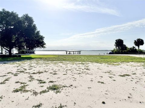 Tiny photo for 3155 Lakeshore Drive, Mount Dora, FL 32757 (MLS # G5111262)