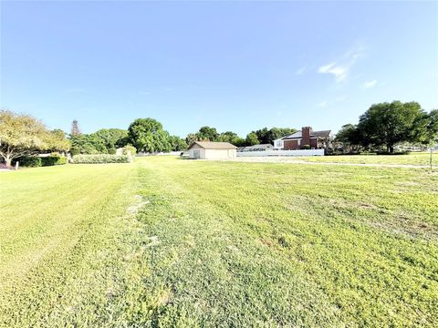 Tiny photo for 3155 Lakeshore Drive, Mount Dora, FL 32757 (MLS # G5111262)