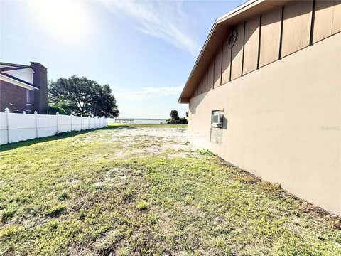 Tiny photo for 3155 Lakeshore Drive, Mount Dora, FL 32757 (MLS # G5111262)