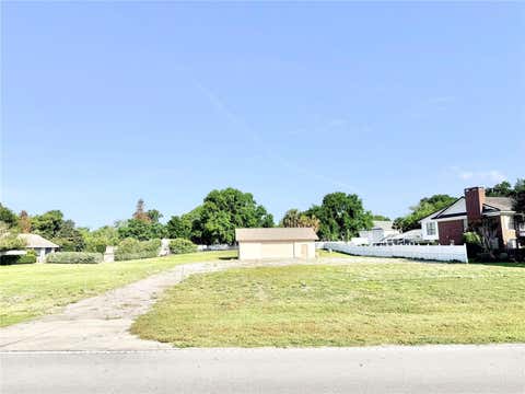 Tiny photo for 3155 Lakeshore Drive, Mount Dora, FL 32757 (MLS # G5111262)