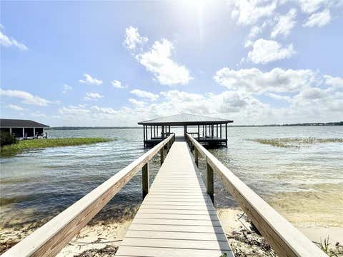Tiny photo for 3155 Lakeshore Drive, Mount Dora, FL 32757 (MLS # G5111262)