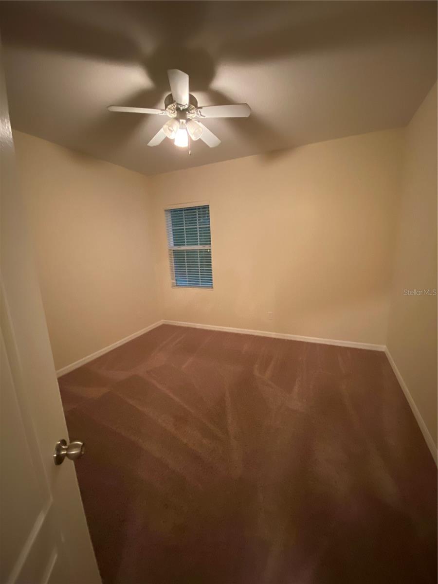 RESERVE/MDW LAKE A-I K M O Q T - Residential Lease