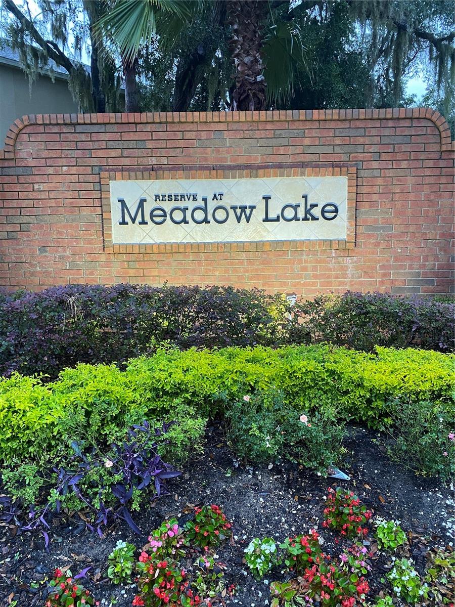 RESERVE/MDW LAKE A-I K M O Q T - Residential Lease