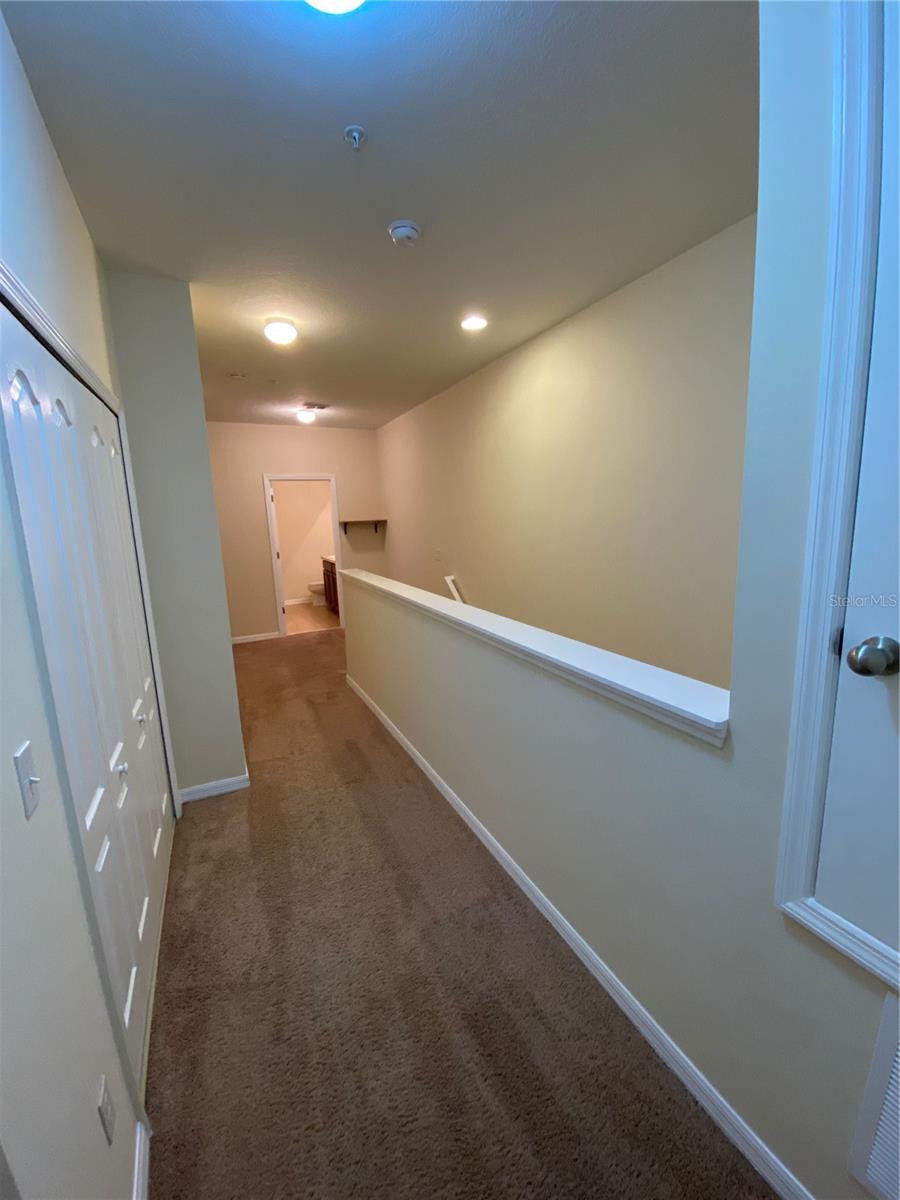 RESERVE/MDW LAKE A-I K M O Q T - Residential Lease