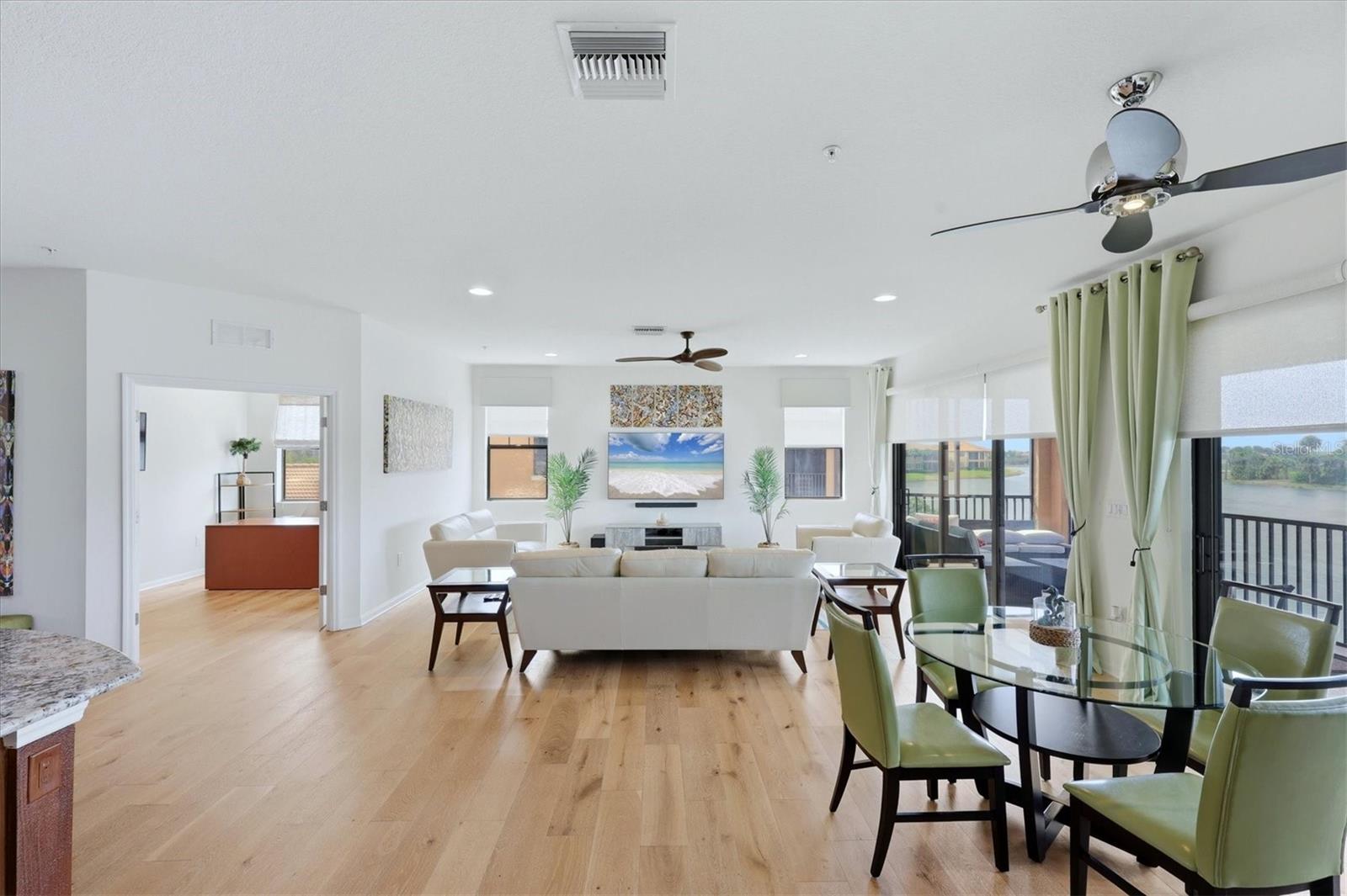 OAK RUN III/SARASOTA NATIONAL - Residential