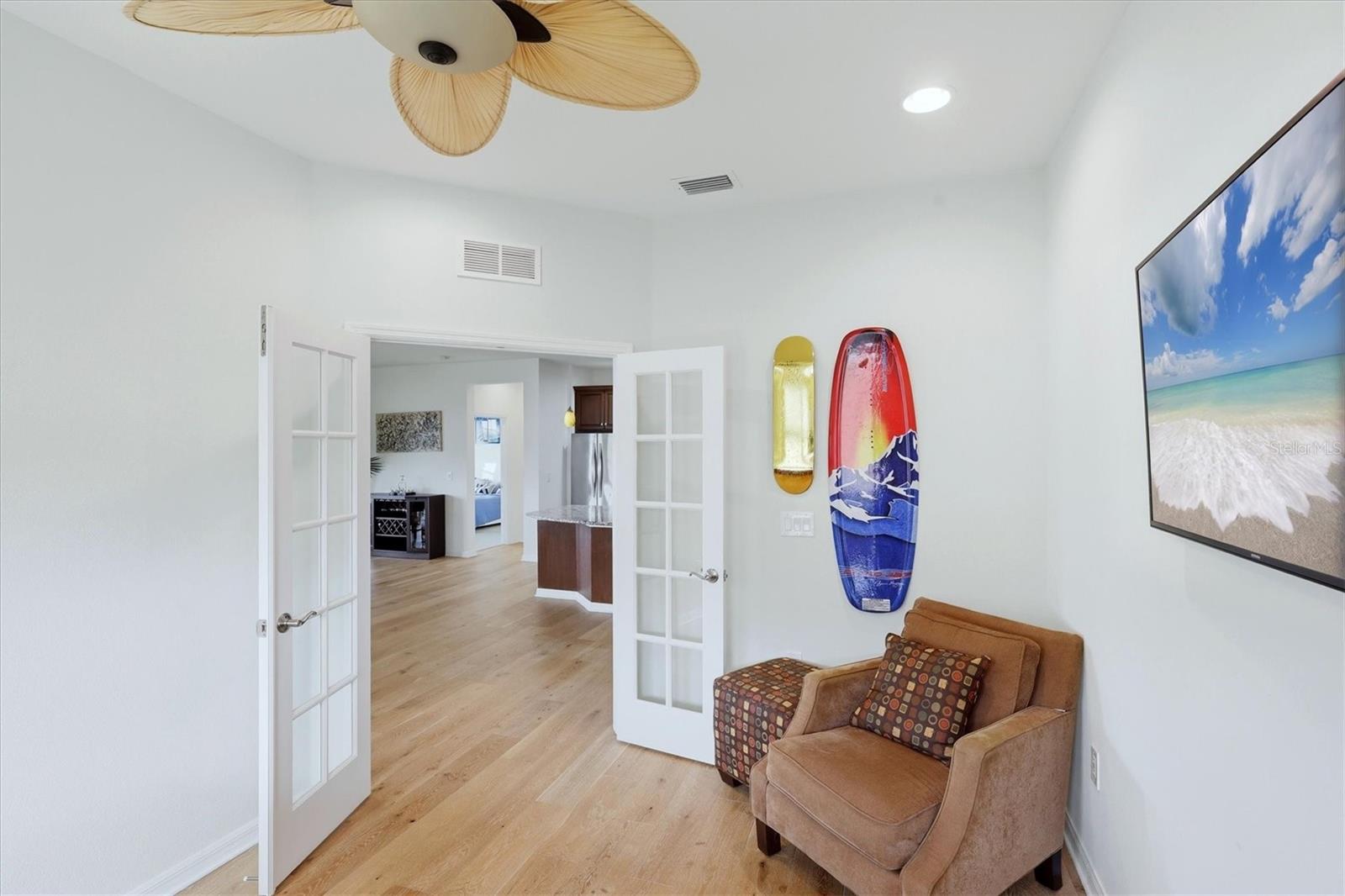 OAK RUN III/SARASOTA NATIONAL - Residential